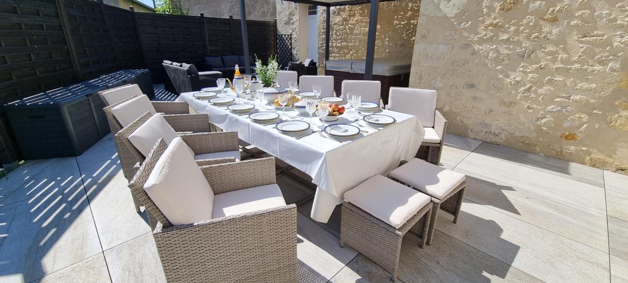 Domaine Des Pierres Precieuses - Demeure De Charme - Grand Standing - 15 Pers - Spa - Massages - Detente Et Bien-Etre - 30' Bordeaux Gauriaguet Luaran gambar